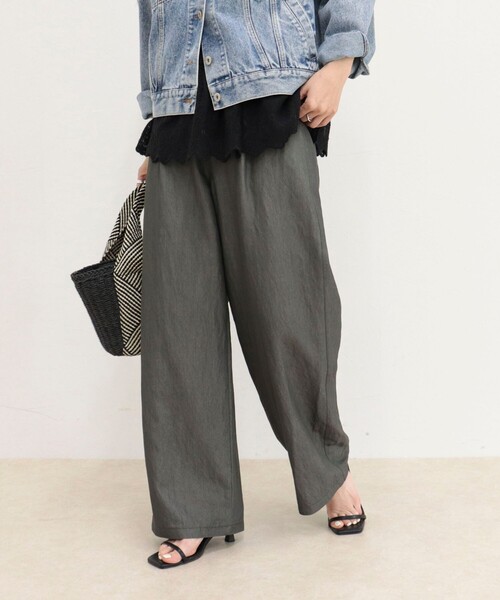 fredy emue（フレディエミュ）の「【低身長サイズ34有り】ライトシャンブレーデニムイージーパンツ（その他パンツ・レディース・ネイビー・34）」の12枚目の写真