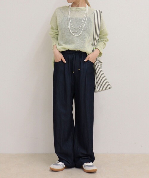 fredy emue（フレディエミュ）の「【低身長サイズ34有り】ライトシャンブレーデニムイージーパンツ（その他パンツ・レディース・ネイビー/チャコールグレー・34/38/36）」の13枚目の写真