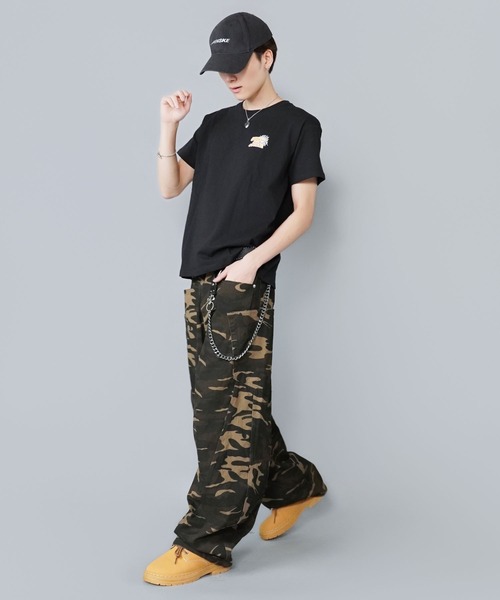 SPINNS（スピンズ）の「スパイダーバックプリント半袖Tシャツ/サガラ刺繍ロゴ/ワンポイント（Tシャツ/カットソー・メンズ・ホワイト/ブラック/ピンク/ウッドランド・ONESIZE）」の16枚目の写真