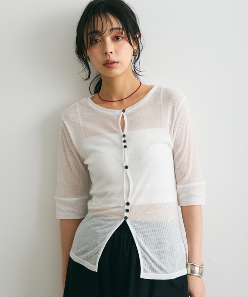 Trish(トリッシュ)の「シアーテレコフロントホール釦あきプルオーバー(カーディガン/ボレロ・レディース・ブラック/グレー/ホワイト・FREE)」の4枚目の写真