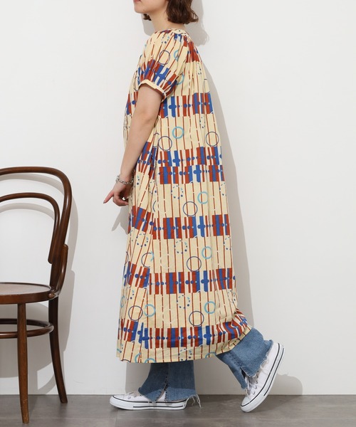 KILKI(キルキー)の「kilki ドットアンドストライププリントワンピース 半袖(ワンピース・レディース・ブルー系その他/ベージュ系その他・ONESIZE)」の22枚目の写真