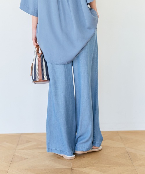 BAYFLOW（ベイフロー）の「[しなやかな素材感]サマーデニムワイドパンツ（デニムパンツ・レディース・サックスブルー/インディゴブルー/ブラック・SMALL/MEDIUM）」の16枚目の写真