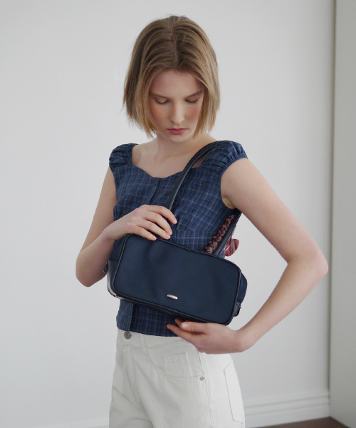 AFTERHOURS（アフターアワーズ）の「SQUARE TOTE BAG (NAVY)（トートバッグ・レディース・その他・FREE）」の3枚目の写真