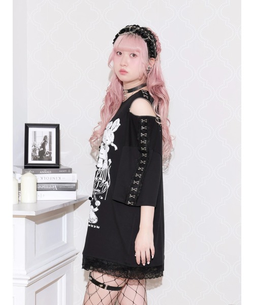 NOEMIE（ノエミー）の「病みうさレースホック肩ジップTシャツ（Tシャツ/カットソー・レディース・ブラック/ピンク・M）」の7枚目の写真