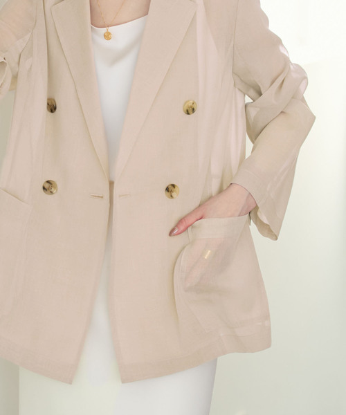 Noble(ノーブル)の「《追加・新色》スリットスリーブシアージャケット(テーラードジャケット・レディース・ベージュ/ブラック/サックスブルー・36/38)」の15枚目の写真