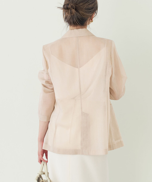 Noble(ノーブル)の「《追加・新色》スリットスリーブシアージャケット(テーラードジャケット・レディース・ベージュ/ブラック/サックスブルー・36/38)」の22枚目の写真