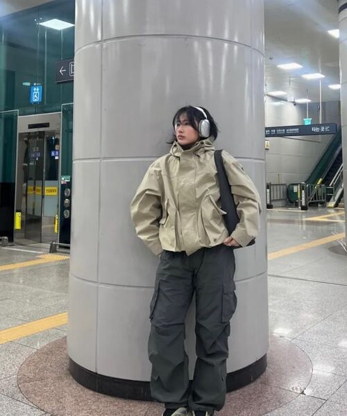 KALAPATTHAR(カラパタール)の「3 Layer Hard Shell Short-Jacket - BEIGE(ナイロンジャケット・メンズ・その他・MEDIUM/LARGE/SMALL)」の16枚目の写真