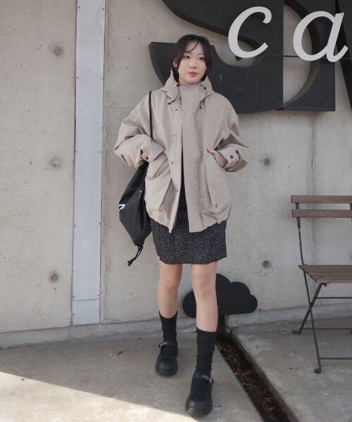 KALAPATTHAR(カラパタール)の「3 Layer Hard Shell Short-Jacket - BEIGE(ナイロンジャケット・メンズ・その他・MEDIUM/LARGE/SMALL)」の5枚目の写真