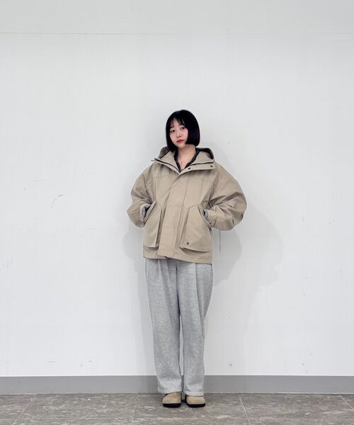 KALAPATTHAR(カラパタール)の「3 Layer Hard Shell Short-Jacket - BEIGE(ナイロンジャケット・メンズ・その他・MEDIUM/LARGE/SMALL)」の3枚目の写真