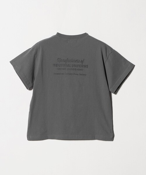 UNIVERSAL OVERALL(ユニバーサルオーバーオール)の「【別注】<UNIVERSAL OVERALL>ロゴ Tシャツ / キッズ 100cm-130cm(Tシャツ/カットソー・キッズ・グレー系/ブラック・S(120-130cm)/XS(100-110cm))」の3枚目の写真