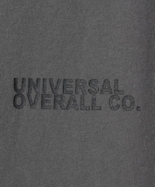 UNIVERSAL OVERALL(ユニバーサルオーバーオール)の「【別注】<UNIVERSAL OVERALL>ロゴ Tシャツ / キッズ 100cm-130cm(Tシャツ/カットソー・キッズ・グレー系/ブラック・S(120-130cm)/XS(100-110cm))」の8枚目の写真