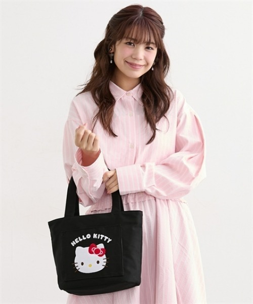 sanrio(サンリオ)の「Hello Kitty(ハローキティ)11ポケットシンプルキャンバスランチトートバッグ(トートバッグ・レディース・アイボリー/ブラック/レッド・FREE)」の9枚目の写真