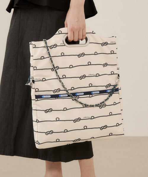 LeSportsac(レスポートサック)の「FOLD TOTE BAG アイボリーセイル(トートバッグ・レディース・ホワイト・FREE)」の10枚目の写真