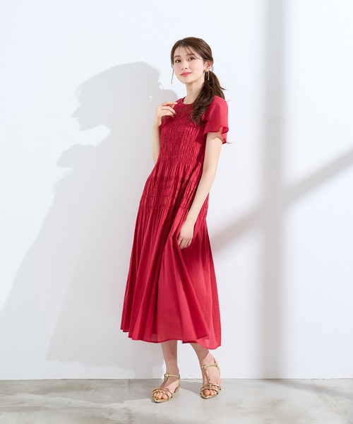 Rose Tiara（ローズティアラ）の「シャーリングマキシ丈ワンピース（ワンピース・レディース・ブラウン/レッド/ネイビー・38/42/46）」の5枚目の写真
