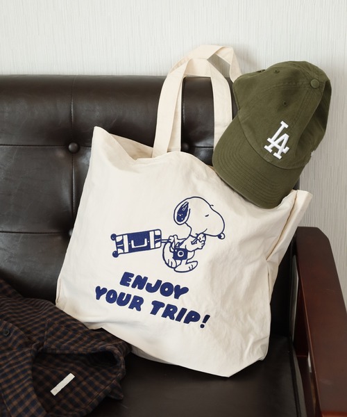 SNOOPY(スヌーピー)の「SNOOPY スヌーピー トートバッグ enjoy your trip(トートバッグ・レディース・ブルー/ホワイト・FREE)」の2枚目の写真