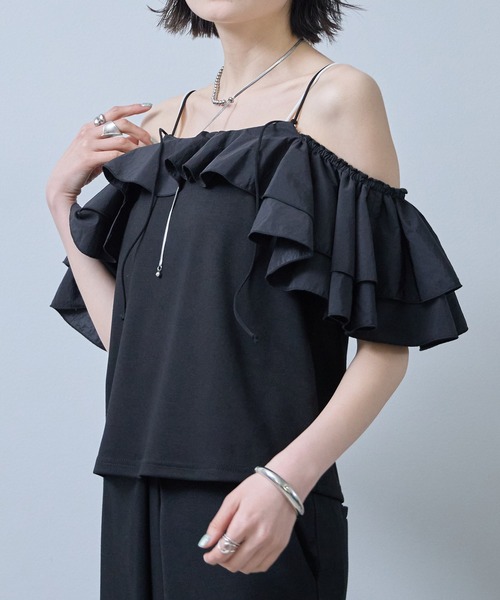 each(イーチ)の「2WAYラッフルショルダープルオーバー/オフショル(Tシャツ/カットソー・レディース・ブラック/ホワイト・FREE)」の20枚目の写真
