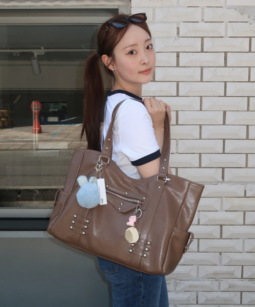 RAIMENT(レイメント)の「Stud Band Big Bag_Mud Brown(ショルダーバッグ・レディース・その他・FREE)」の8枚目の写真