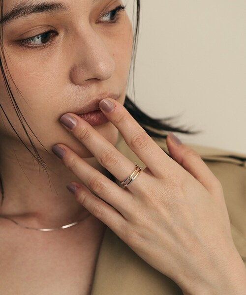 COCOSHNIK(ココシュニック)の「K10ノット リング(YG×WG)(リング・レディース・ゴールド系・14/10/12)」の3枚目の写真