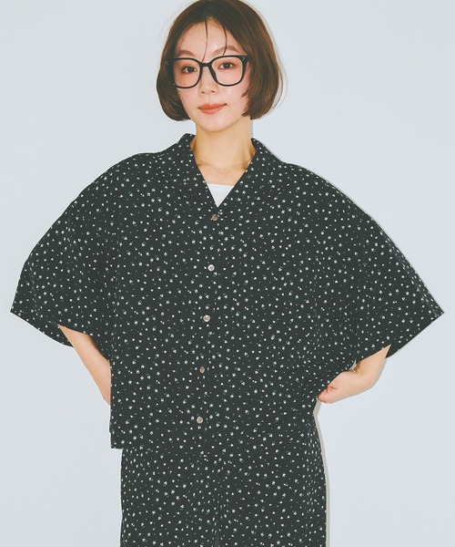 COLORME(カラーミー)の「【AKB48 伊藤百花 着用】小花柄開襟シャツ(シャツ/ブラウス・レディース・ブラック/ホワイト・FREE)」の12枚目の写真