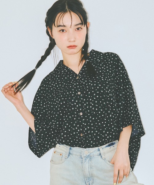 COLORME(カラーミー)の「【AKB48 伊藤百花 着用】小花柄開襟シャツ(シャツ/ブラウス・レディース・ブラック/ホワイト・FREE)」の18枚目の写真