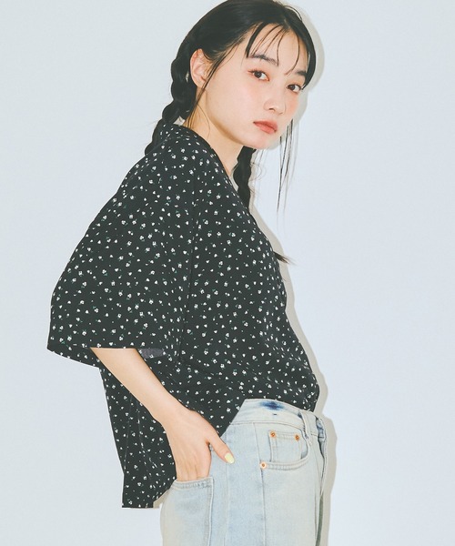 COLORME(カラーミー)の「【AKB48 伊藤百花 着用】小花柄開襟シャツ(シャツ/ブラウス・レディース・ブラック/ホワイト・FREE)」の19枚目の写真