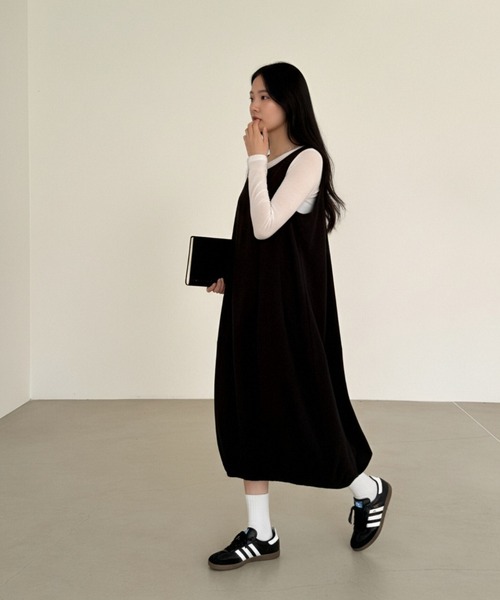 Sew loop(ソーループ)の「綿100%裾バルーンワンピース(ジャンパースカート・レディース・ブラック・L/M)」の3枚目の写真
