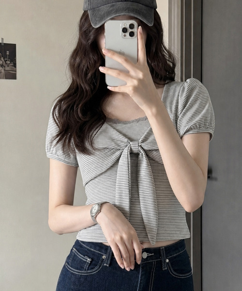 VIVID LADY(ビビッドレディー)の「ボーダー リボン パフトップス(Tシャツ/カットソー・レディース・チャコールグレー/ネイビー/グレー/アイボリー・FREE)」の5枚目の写真