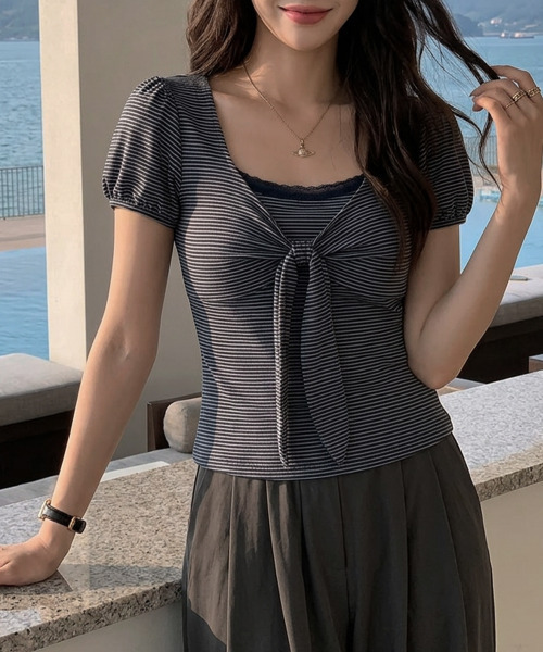 VIVID LADY(ビビッドレディー)の「ボーダー リボン パフトップス(Tシャツ/カットソー・レディース・チャコールグレー/ネイビー/グレー/アイボリー・FREE)」の21枚目の写真