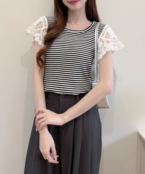 Ada.(エイダ)の「かぎ針編み風 レース 袖 リブ ボーダー カットソー(Tシャツ/カットソー・レディース・レッド/グレー/ブラック・FREE)」の16枚目の写真