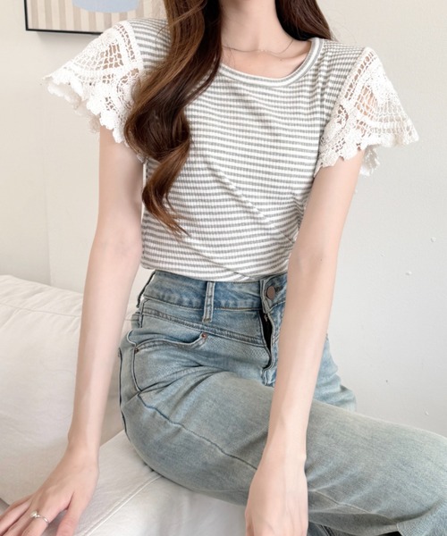 Ada.(エイダ)の「かぎ針編み風 レース 袖 リブ ボーダー カットソー(Tシャツ/カットソー・レディース・レッド/グレー/ブラック・FREE)」の11枚目の写真