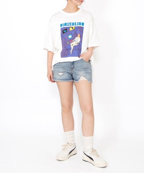 PUNYUS(プニュズ)の「ダメージデニムショートパンツ(デニムパンツ・レディース・ブラック/ライトブルー・1/2/3/4/5)」の14枚目の写真