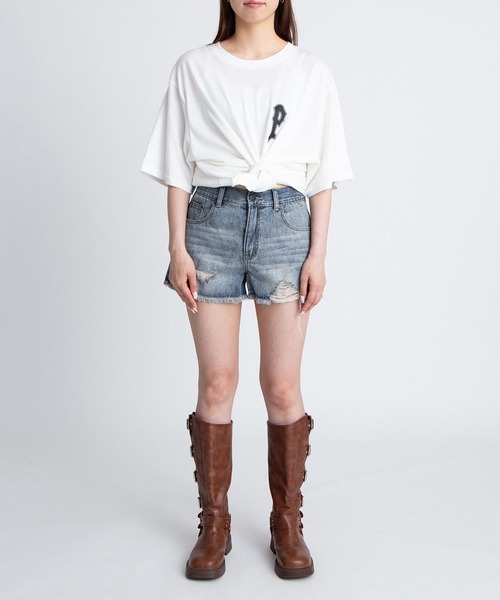 PUNYUS(プニュズ)の「ダメージデニムショートパンツ(デニムパンツ・レディース・ブラック/ライトブルー・1/2/3/4/5)」の9枚目の写真