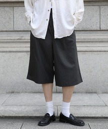 NAKER（ネイカー）の「ツータックバミューダスラックスショーツ（その他パンツ）」