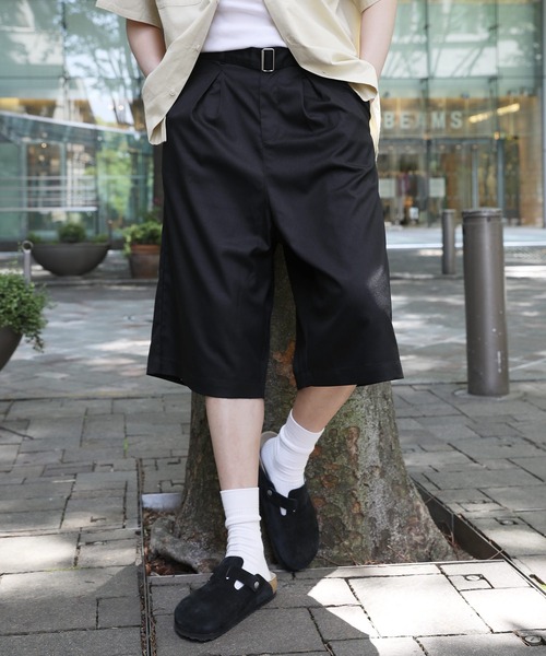ツータックバミューダスラックスショーツ（その他パンツ）｜NAKER