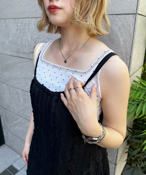 DOUBLE NAME(ダブルネーム)の「前後2WAYリブドットタンクトップ(タンクトップ・レディース・グレー/ブラック/オフホワイト・FREE)」の4枚目の写真