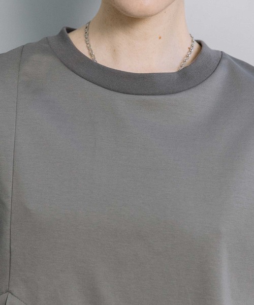 MARECHAL TERRE（マルシャルテル）の「【UVカット/接触冷感】裾フリルトップス（Tシャツ/カットソー・レディース・ネイビー/ライトグレー/チャコールグレー/ブラック・MEDIUM）」の21枚目の写真