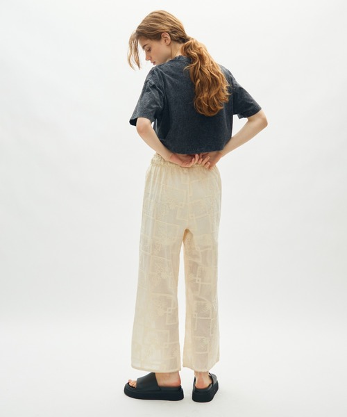 full/fill.(フルフィル)の「flower cord embroidery pants / フラワーコードエンブロイダリーパンツ(その他パンツ・レディース・ナチュラル・FREE)」の9枚目の写真