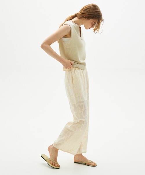 full/fill.(フルフィル)の「flower cord embroidery pants / フラワーコードエンブロイダリーパンツ(その他パンツ・レディース・ナチュラル・FREE)」の13枚目の写真
