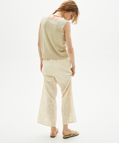 full/fill.(フルフィル)の「flower cord embroidery pants / フラワーコードエンブロイダリーパンツ(その他パンツ・レディース・ナチュラル・FREE)」の15枚目の写真