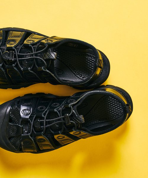 417 EDIFICE(フォーワンセブンエディフィス)の「【KEEN /キーン】 NEWPORT HL(サンダル・メンズ・ブラック・26cm/26.5cm/27cm/27.5cm/28cm)」の5枚目の写真