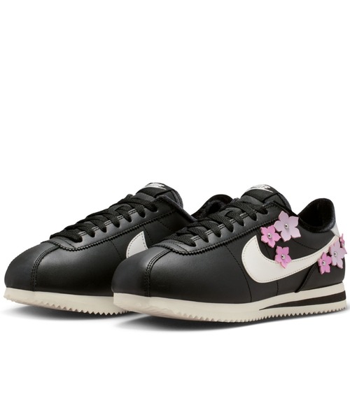 NIKE（ナイキ）の「ナイキ コルテッツ レザー ウィメンズシューズ / Nike Cortez Leather Women's Shoes IV5675-001 Black（スニーカー・レディース・ブラック・23.5/25/22.5/24.5/24/23/26/25.5）」の5枚目の写真