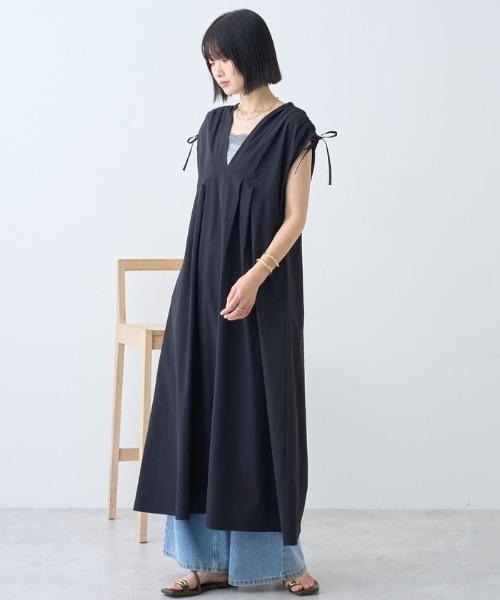 AMERICAN HOLIC(アメリカンホリック)の「【マルチ機能】Vネックドロストショルダーワンピース(ワンピース・レディース・その他14/カーキ/ブラック・L/M)」の2枚目の写真