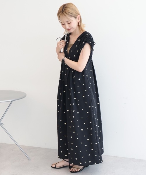 AMERICAN HOLIC(アメリカンホリック)の「【マルチ機能】Vネックドロストショルダーワンピース(ワンピース・レディース・その他14/カーキ/ブラック・L/M)」の8枚目の写真