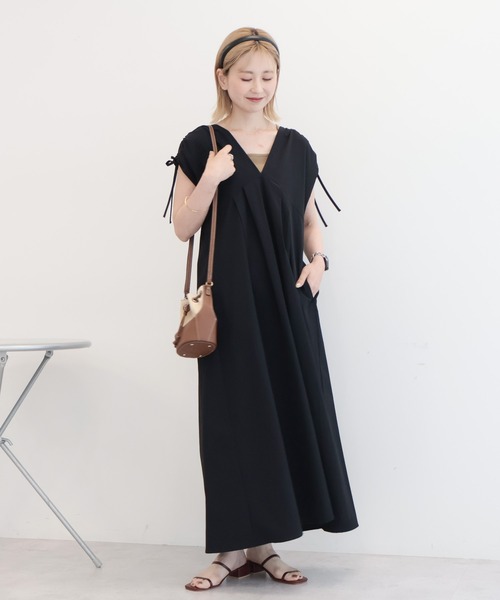 AMERICAN HOLIC(アメリカンホリック)の「【マルチ機能】Vネックドロストショルダーワンピース(ワンピース・レディース・その他14/カーキ/ブラック・L/M)」の21枚目の写真