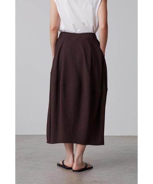 YLEVE(イレーヴ)の「YLEVE / TENCEL SKIRT(スカート・レディース・ブラック/ワイン系・0/1)」の11枚目の写真