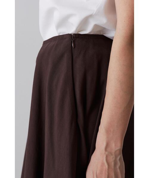 YLEVE(イレーヴ)の「YLEVE / TENCEL SKIRT(スカート・レディース・ブラック/ワイン系・0/1)」の13枚目の写真