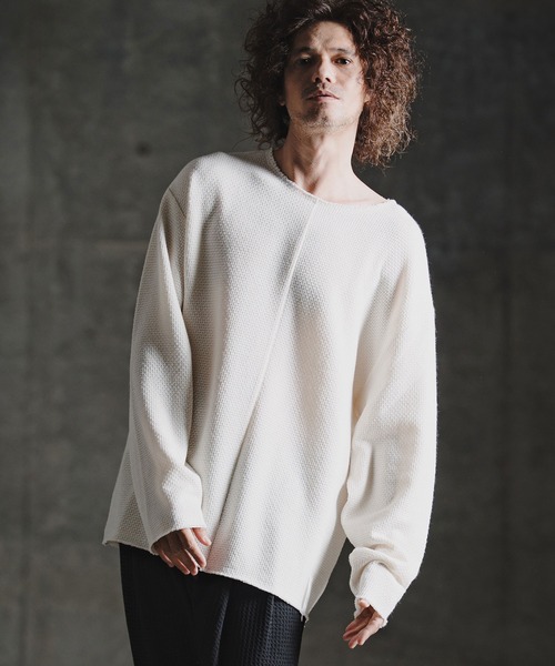 GLIMCLAP(グリムクラップ)の「mlt5757-Textured Waffle Oversized Long Sleeve Tee ロングスリーブTシャツ(211-014-gla-cg)(Tシャツ/カットソー・メンズ・ワイン/オフホワイト/チャコール/ブラック・L/M/S)」の5枚目の写真