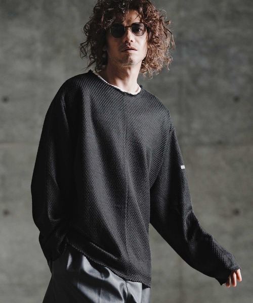 GLIMCLAP(グリムクラップ)の「mlt5757-Textured Waffle Oversized Long Sleeve Tee ロングスリーブTシャツ(211-014-gla-cg)(Tシャツ/カットソー・メンズ・ワイン/オフホワイト/チャコール/ブラック・L/M/S)」の14枚目の写真