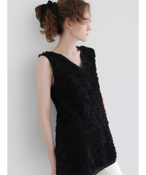 AMOMMA（アモマ）の「FLORAL TEXTURED DRESS（その他トップス・レディース・ブラック/アイボリー・FREE）」の15枚目の写真