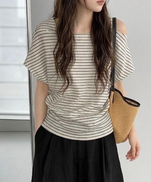 LADY LIKE（レディライク）の「ボタンデザインボーダー柄肩出しトップス（Tシャツ/カットソー・レディース・グレー/ブラック/ネイビー/ホワイト・M）」の12枚目の写真